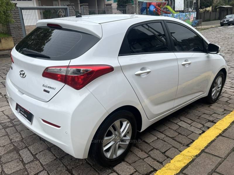 HYUNDAI - HB20 - 2014/2014 - Branca - R$ 50.800,00