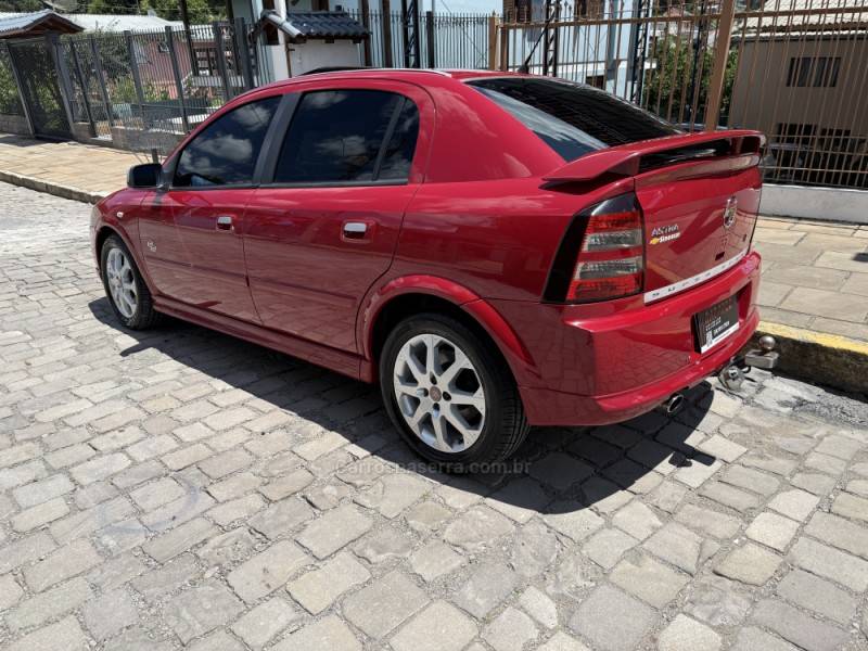 CHEVROLET - ASTRA - 2007/2007 - Vermelha - R$ 59.700,00