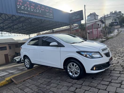 CHEVROLET - PRISMA - 2013/2014 - Branca - Sob Consulta