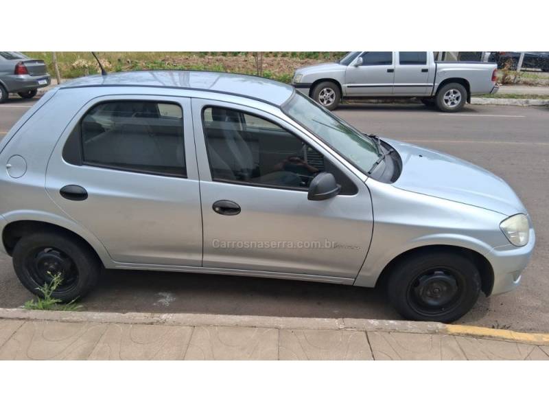 CHEVROLET - CELTA - 2011/2011 - Prata - Sob Consulta