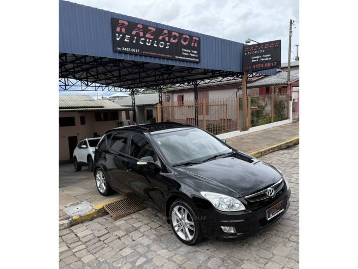 HYUNDAI - I30 - 2010/2010 - Preta - Sob Consulta