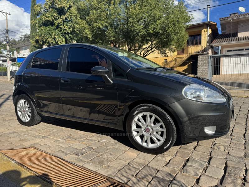 FIAT - PUNTO - 2012/2012 - Preta - Sob Consulta