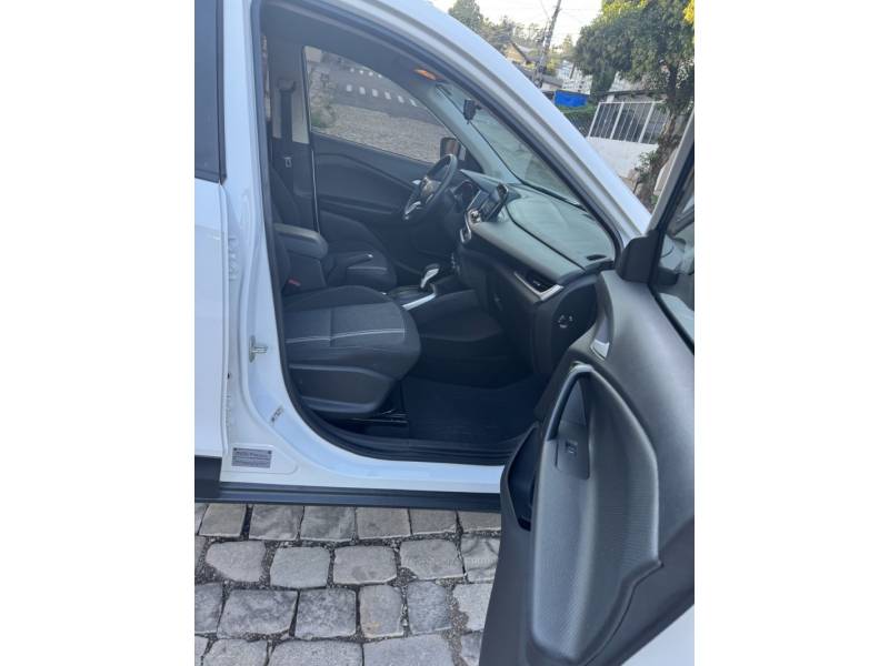 CHEVROLET - TRACKER - 2023/2024 - Branca - Sob Consulta