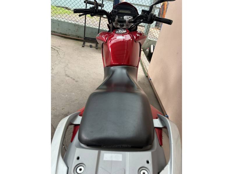 HONDA - NX 400I FALCON - 2013/2013 - Vermelha - R$ 21.500,00