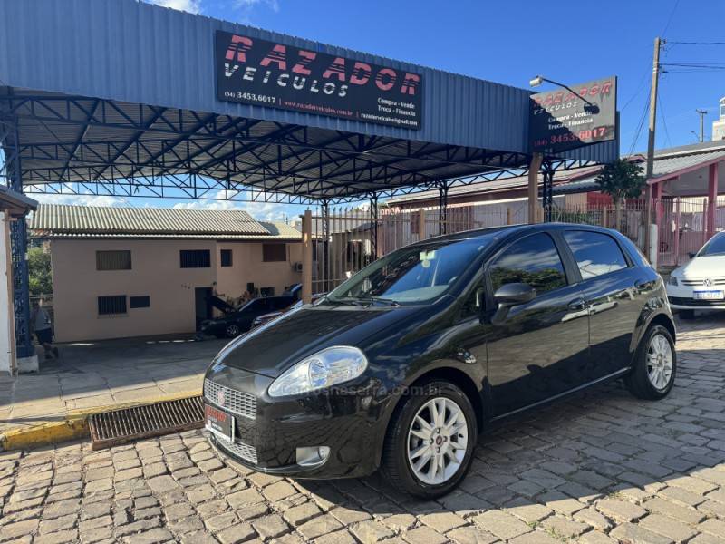 FIAT - PUNTO - 2012/2012 - Preta - Sob Consulta
